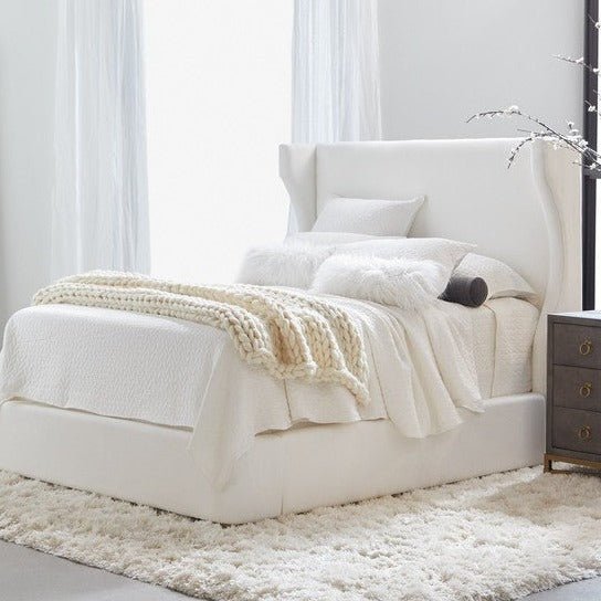 Balboa Bed - Size: Standard Queen